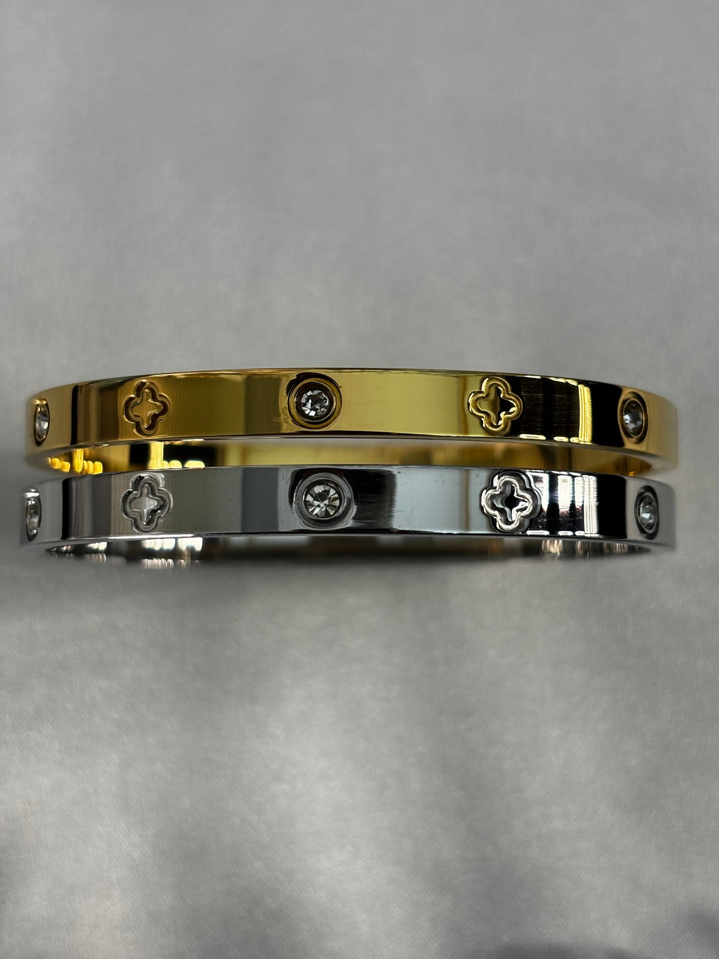 love-flower-bangle