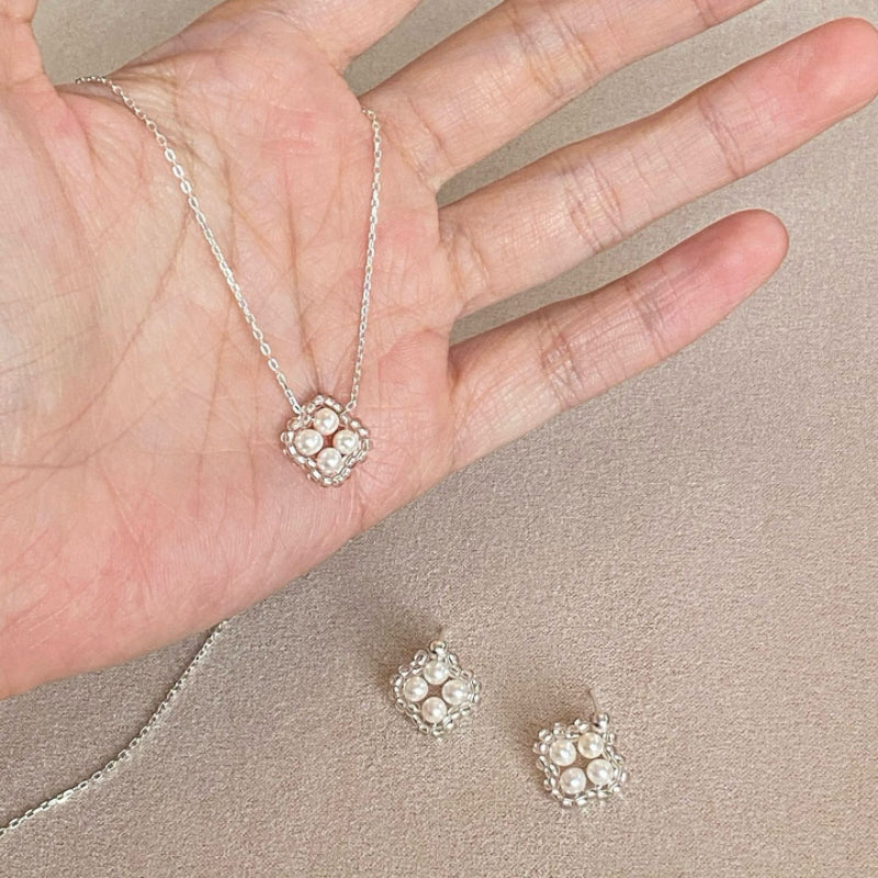 Silver Clover Pearl Jewelry Set