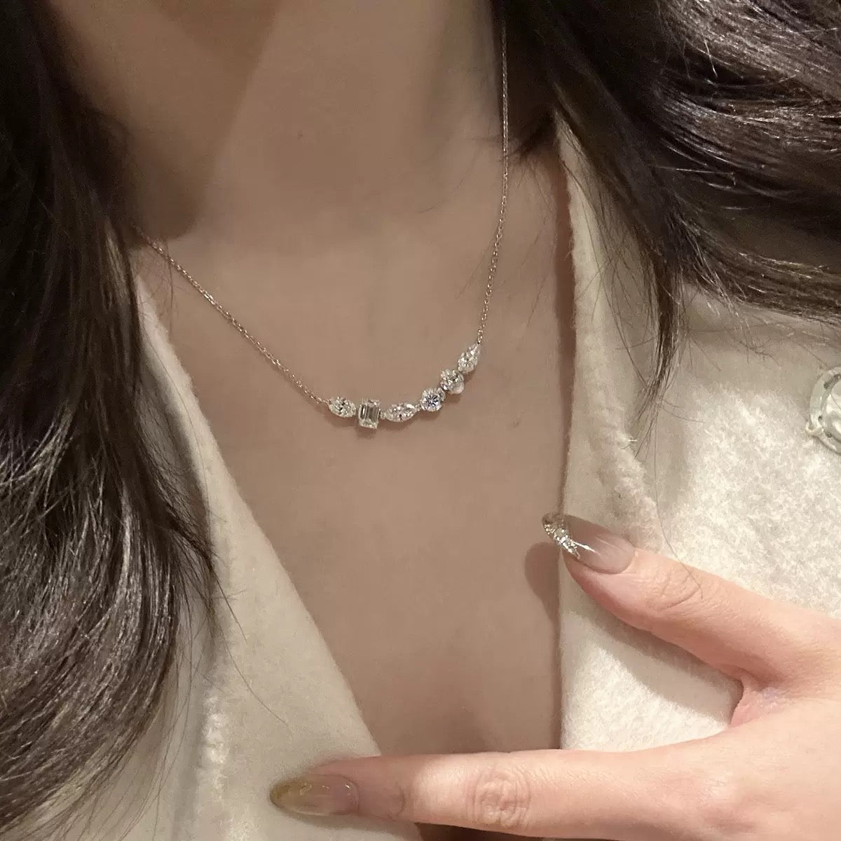 BELLAR NECKLACE