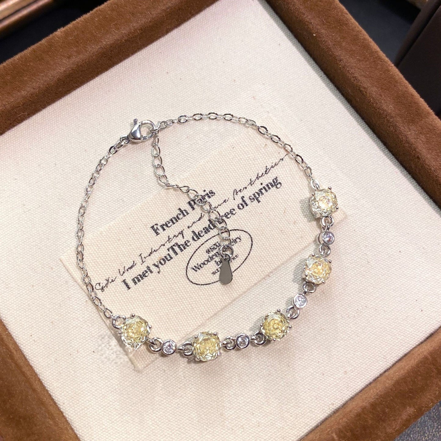 Octagonal rose diamond bracelet inlaid with high carbon diamond.