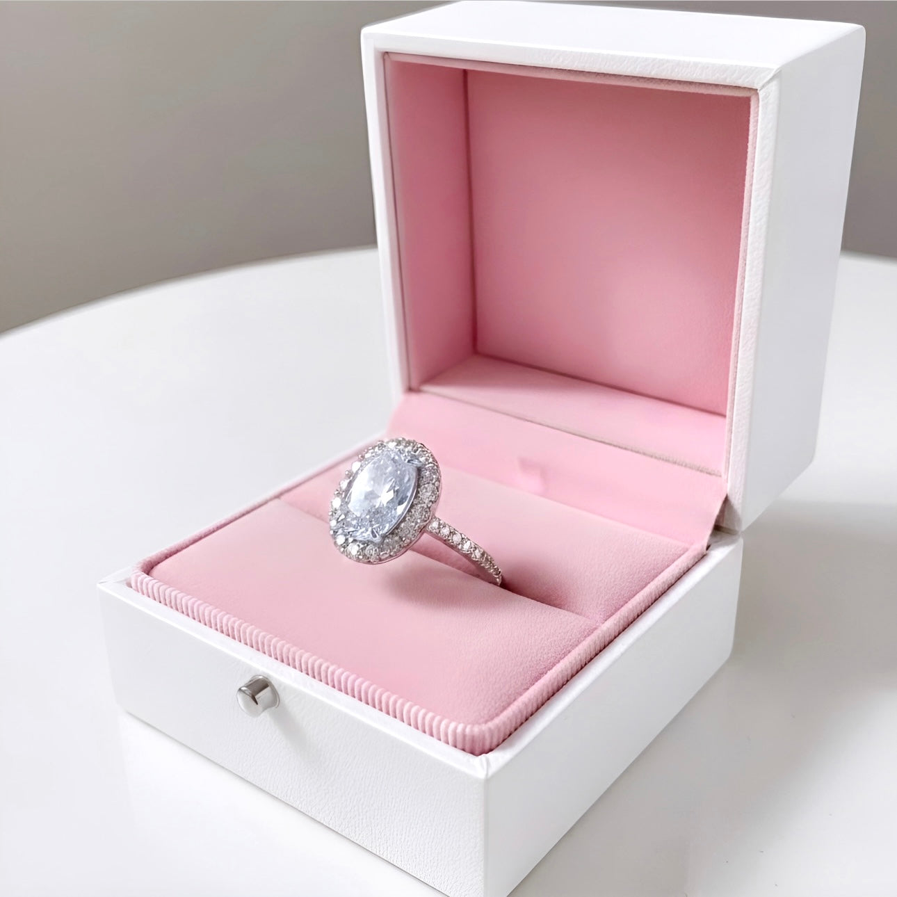 (WHITE) THE PERFECT ONE Ring