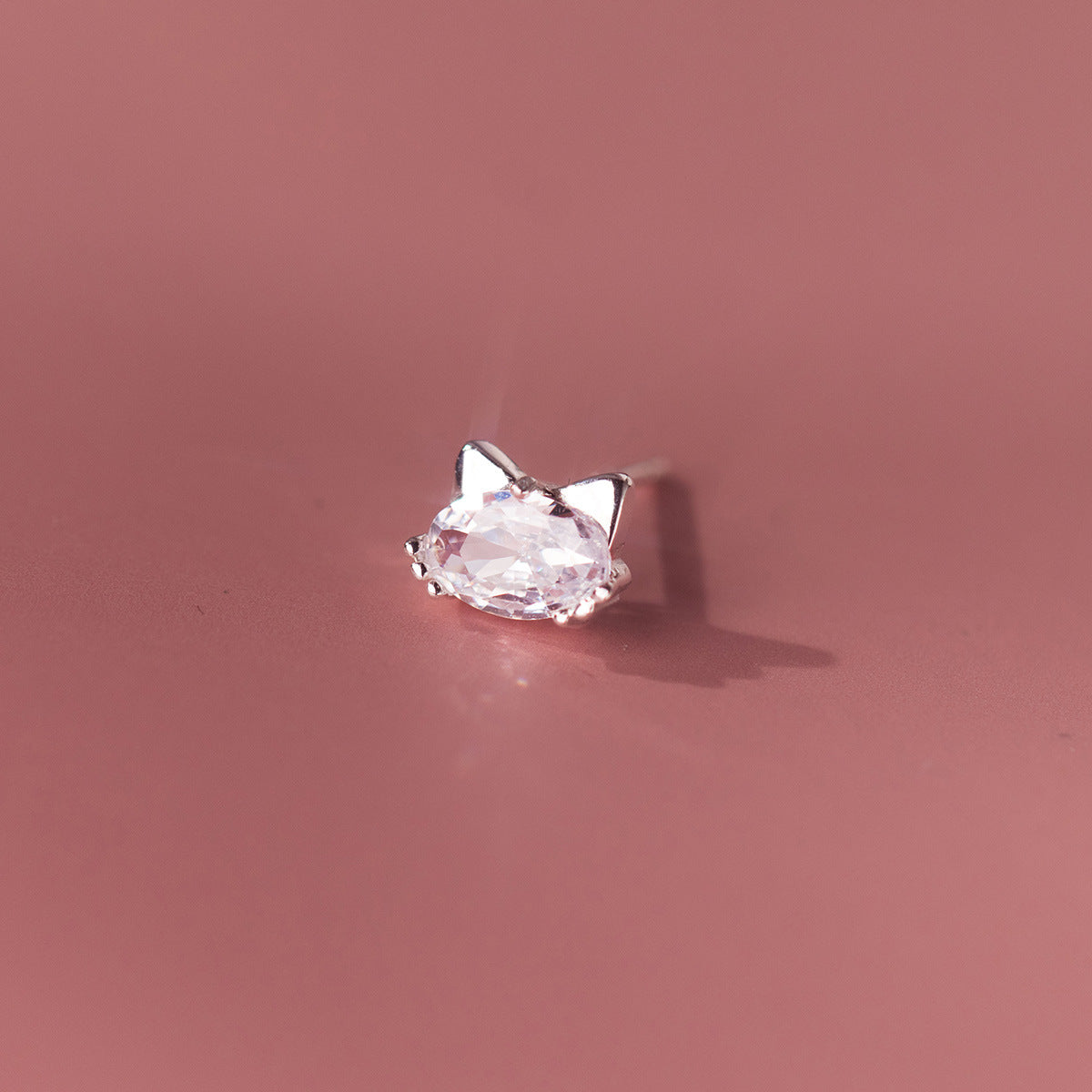 S925 sterling silver single diamond kitten earrings