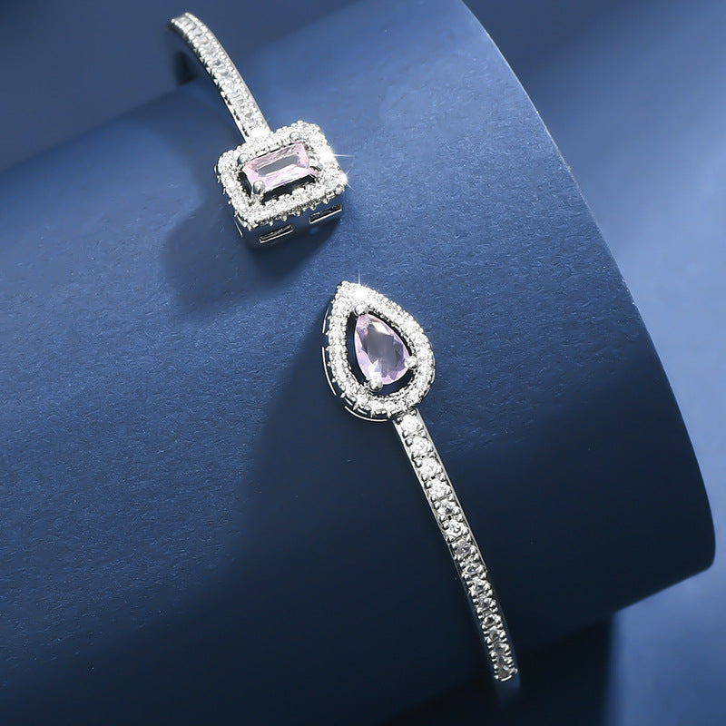 Bracelet with adjustable opening