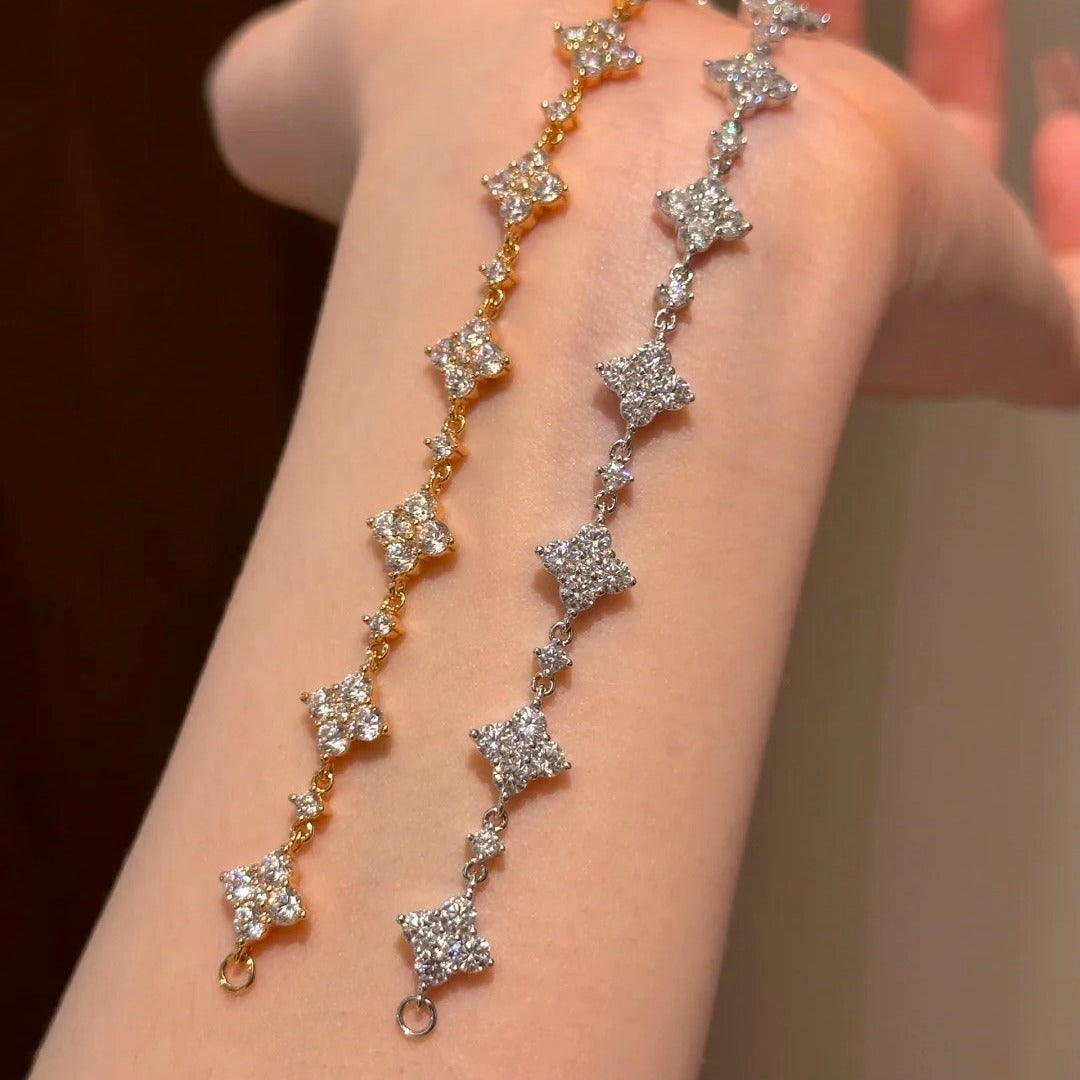 Clover Pulling High Carbon Diamond Bracelet