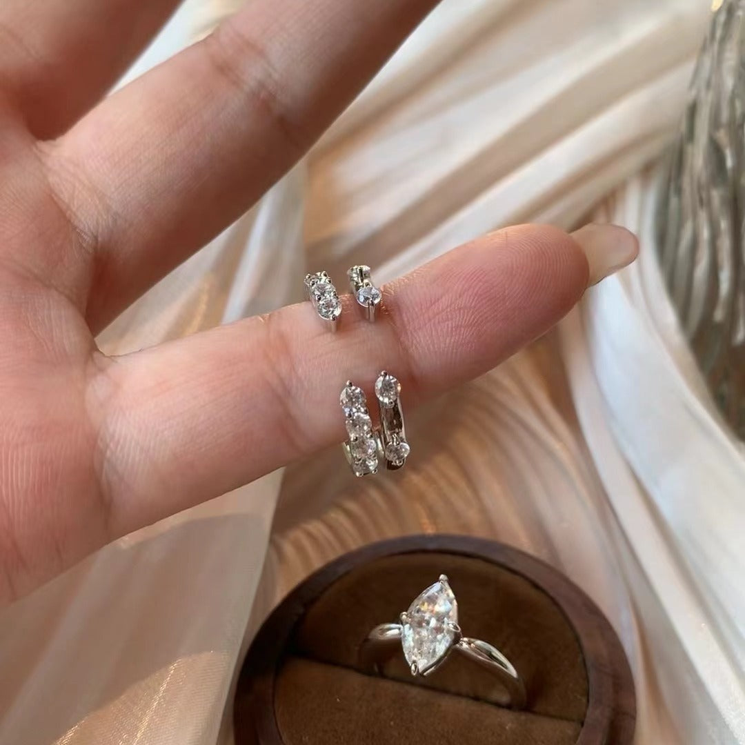 925 Sterling Silver High-Quality Rhinestone Marquise Ring