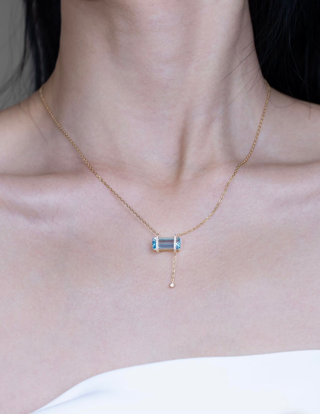 ELSA NECKLACE