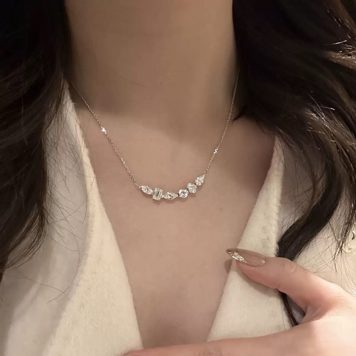 BELLAR NECKLACE