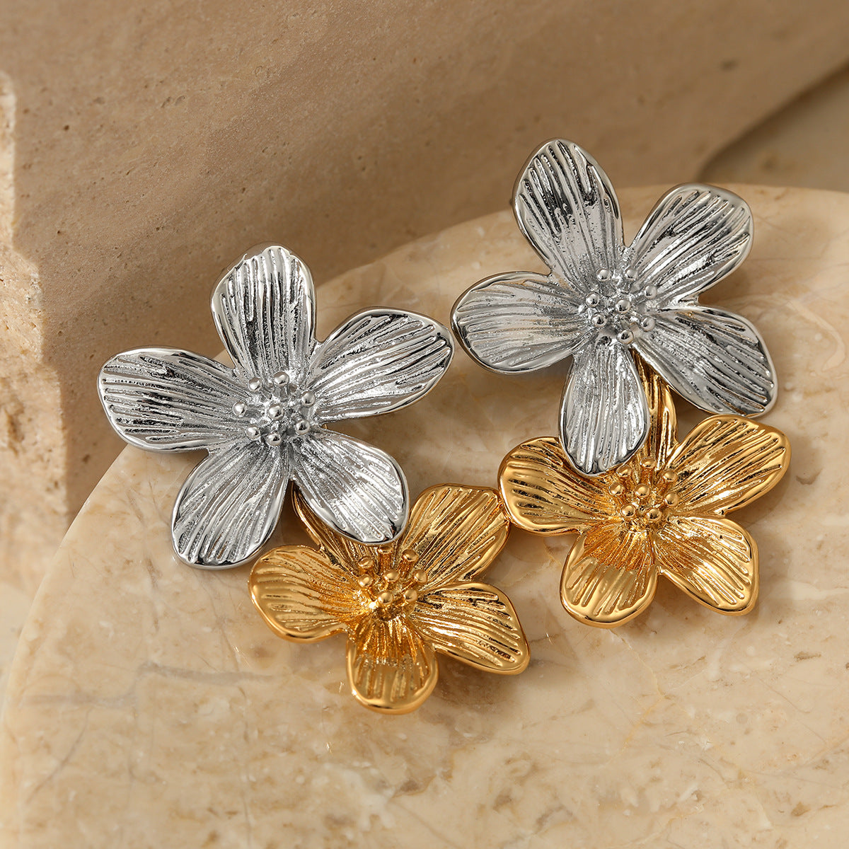 Sweet pleated flowers stainless steel necklace earrings set